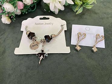 hermes birkin torba: Pandora narukvica i gratis mindjuse za samo 2200 din 🍍
acc — 4