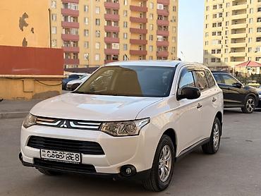 Mitsubishi: Mitsubishi Outlander – ağ rəngli, şəhər və uzun yol üçün rahat və — 2