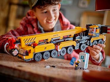 Игрушки: Продаю конструктор LEGO "Yellow Mobile Construction Crane" 🏗️ LEGO — 9