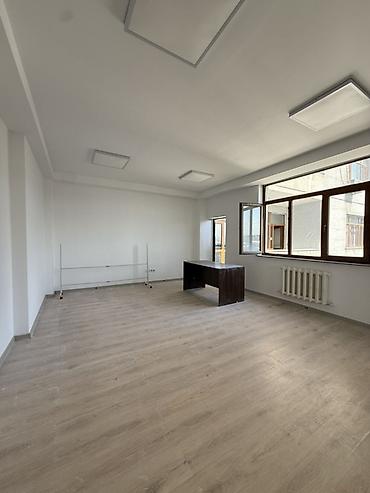 пл: Продажа офисов 188 м², С ремонтом, 9 этаж — 4