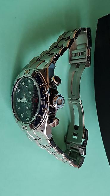 Ručni satovi: Festina muški hronograf – model F16527 - Kućište i narukvica od punog — 6