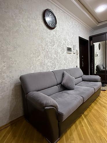 Divanlar: Divan, İşlənmiş, Açılmayan, Bazasız, Parça, Çatdırılma yoxdur — 2