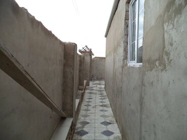 Həyət evləri və villaların satışı: Binə 3 otaqlı, 110 kv. m, Kredit var, Orta təmir — 25