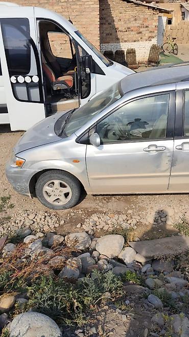 2 куб: Mazda MPV: 2002 г., 2 л, Механика, Бензин, Минивэн — 6
