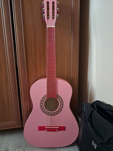 Sintezatorlar: Akustik gitara, 6 sim, Yeni, Pulsuz çatdırılma