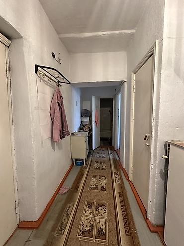 Батирлерди сатуу: 1 бөлмө, 45 м², 1 кабат, Эски ремонт — 2