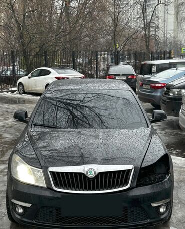 Skoda: Skoda Octavia: 2010 г., 1.6 л, Робот, Бензин, Седан