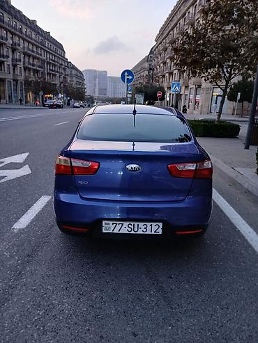 kia rio 2013: Kia Rio: 1.4 l | 2013 il Sedan — 5