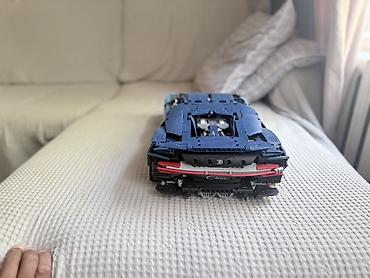 вертолетик в машину: Конструктор автомобиль Bugatti Chiron (серия Technic), Машина — 2