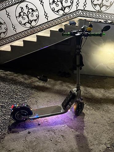 crolan 26: İşlənmiş Elektrik samokat 10", 251 - 350 Vt, 26 - 35 km/s, Ünvandan götürmə — 10