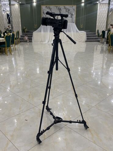 где купить бу ноутбук: Профессиональная видеокамера Sony NXCAM с оптическим зумом 20x