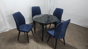 Setovi stolova i stolica: Cena kompleta 💵💸 🔹Stolica 🔹Boja -Zelena 🔹Materijal-metalni ram — 5