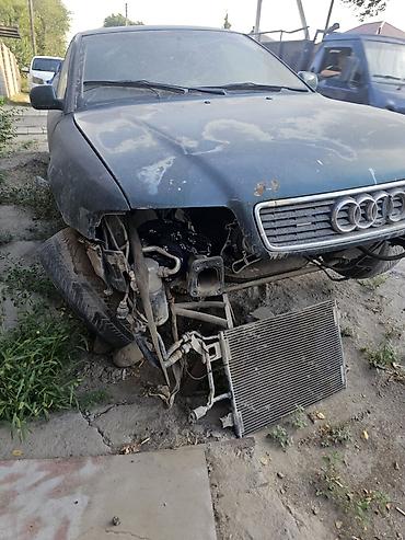 lync co: Audi A4: 1995 г., Автомат, Седан — 2