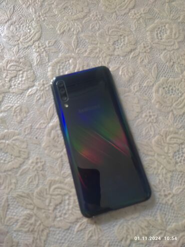 işlənmiş telfon: Samsung Galaxy A50, 64 GB, rəng - Qara