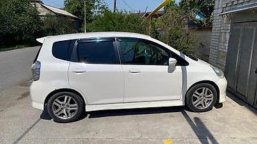 хонда истеп 1: Honda Fit: 2004 г., 1.5 л, Вариатор, Бензин, Хетчбек — 3