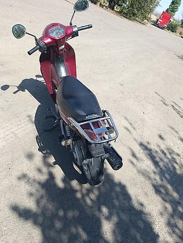 diska r13: Скутер-байк Honda (подкапотная рама Cub/Delta) бордового цвета — 1