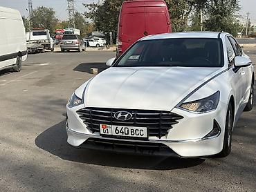 хендлер: Hyundai Sonata: 2020 г., Газ — 2