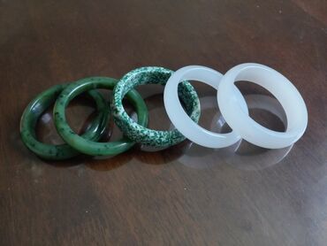 Браслеты: Браслет нефритовый белый,. темно-зеленый — 7