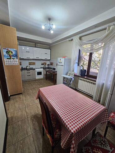 Продажа домов: Дом, 250 м², 5 комнат, Собственник at lalafo.kg — 10 Продажа домов: Дом, 250 м², 5 комнат, Собственник — 10