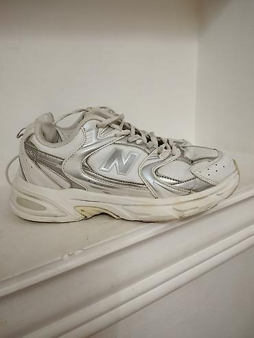 Krossovka ve ketlər: Ölçü: 38, rəng - Ağ, İşlənmiş — 7