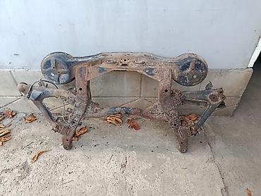 Панели, обшивки: Митсубиси паджеро 3 дизель 3.2 только запчасти те которые на фото — 6