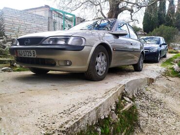 Οχήματα: Opel Vectra: 1.9 l. | 1997 έ. | 422000 km. Λιμουζίνα