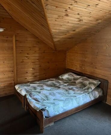 дом с бассейном: Hovuzlu bağ evi – istirahət və tədbirlər üçün - Geniş, yaşıllıqla