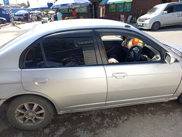 Honda: Honda Civic: 2001 г., Седан — 3