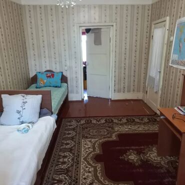 inqilabda kiraye evler ayliq: Gəncə, 3 otaqlı, Köhnə tikili, 63 kv. m
