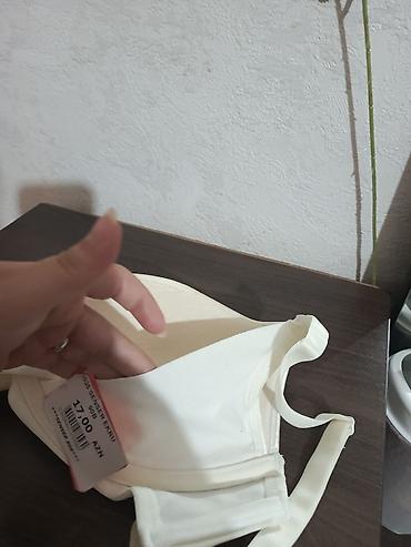 alt paltarları: Byusqalter süd verən analar üçün. Yeni qalıb etiketi üzərindədi — 8