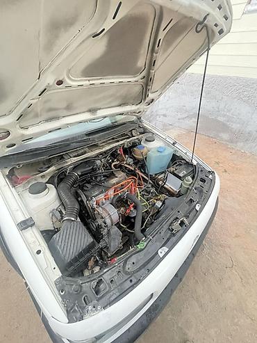ключи б у: Volkswagen Passat: 1988 г., 1.8 л, Механика, Бензин, Универсал — 6