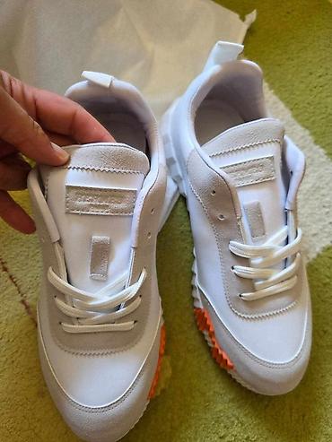 nike tn papuce: Odmah dostupne
42.43.44
7000
Uvoz Turska
Zadnje dve slike su uživo v1 — 4