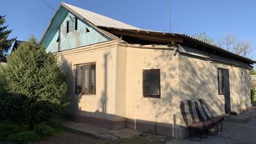 продажа домов в городе бишкек: 70 м², 5 комнат, Кухонная мебель