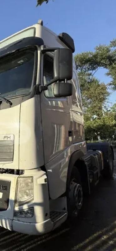 bad ass: Тягач, Volvo, 2013 г., Шторный — 1