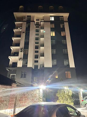 2023: 2 комнаты, 63 м², ул. Ахунбаева / Бакаева Элитка, 5 этаж, Евроремонт — 1