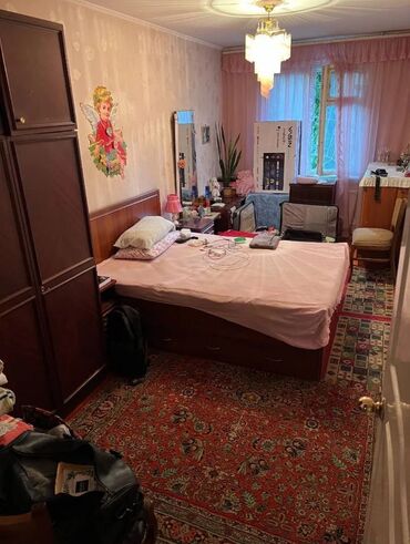 куплю кварт: 3 бөлмө, 59 кв. м, 104-серия, 2 кабат, Эски ремонт