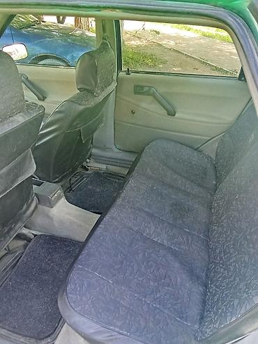 Унаа сатуу: Volkswagen Passat: 1990 г., Кол менен иштөөчү, Бензин — 7