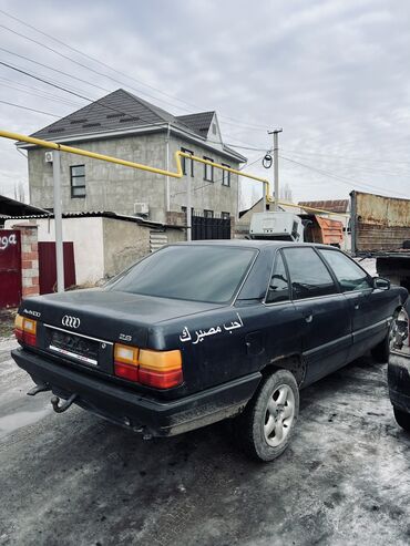 Audi: Audi 100: 1988 г., 1.8 л, Механика, Бензин, Седан