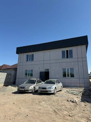 скоро: 1 комната, 40 м², Индивидуалка, 2 этаж, ПСО (под самоотделку)