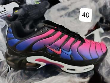 Patike: Akcija š£
svi modeli po 2850 din na lalafo.rs ā 3 Patike: Akcija š£
svi modeli po 2850 din ā 3