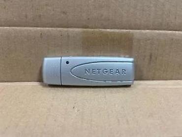 Modemi, ruteri i mrežni uređaji: NETGEAR WG111 v3 – USB bežični adapter - Tip: USB Wi‑Fi adapter — 8