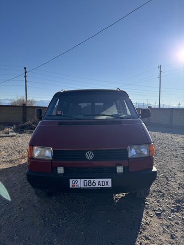 скутеры цена: Volkswagen Transporter: 1992 г., 2 л, Механика, Бензин, Минивэн