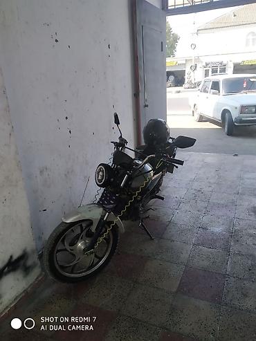 Yüngül şəhər və qısa məsafə gəzintiləri üçün praktik motosiklet lalafo.az -da Yüngül şəhər və qısa məsafə gəzintiləri üçün praktik motosiklet