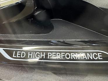 Передние фары: Передняя правая фара Mercedes-Benz 2023 г., Новый, Оригинал, Германия — 8