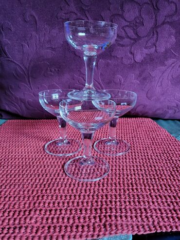 Čaše: Case nove za zastoko pice iz 70ih. god. Zapadna Nemacka. tanje — 4