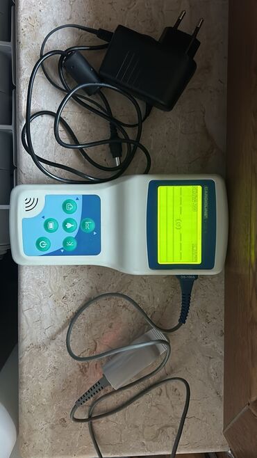 təyziq ölçən aparat: Cardioline Pulse oksimetre oksimetr Pulsoksimetr. Saturasiya ölçən