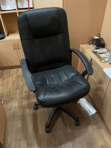 С колесиками, Рукояти не регулируются, Кожзаменитель