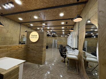 Digər salon, tibbi mebel: Gözəllik salonu üçün tam təchiz olunmuş geniş sahə - Interyer: Kərpic — 15