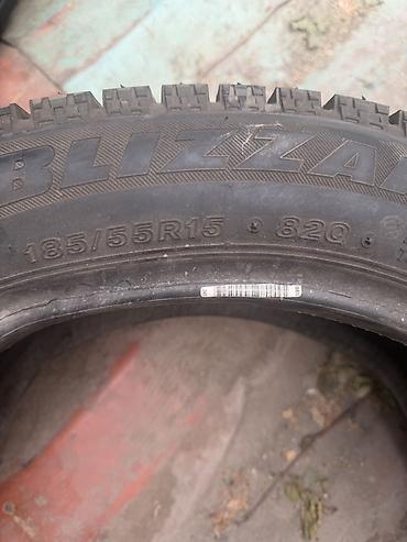 Шины и диски: Шины зимние Bridgestone Blizzak, размер 185/55 R15 82Q. - Тип — 2