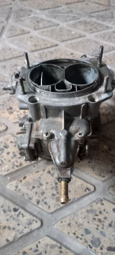 lada qapi: Məhsul: Karbürator (DAAZ 2107/2105 tipli, 2 kameralı) Təsvir: - Sovet
